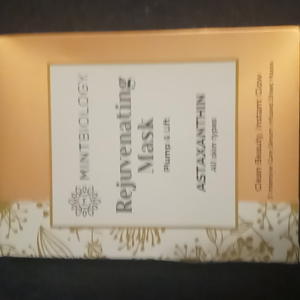 Mintbiology Rejuvenating Mask plump & Lift 8 Infused Sheet Mask - Picture 1 of 5